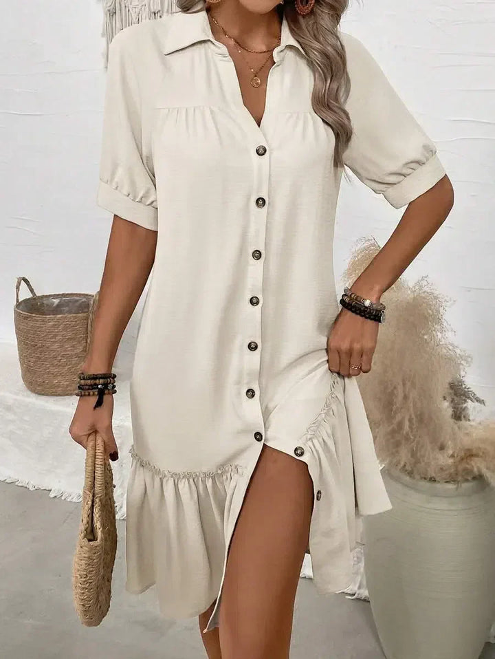 Aliyah | Kleid mit Knopfleiste und Rüschenabschluss