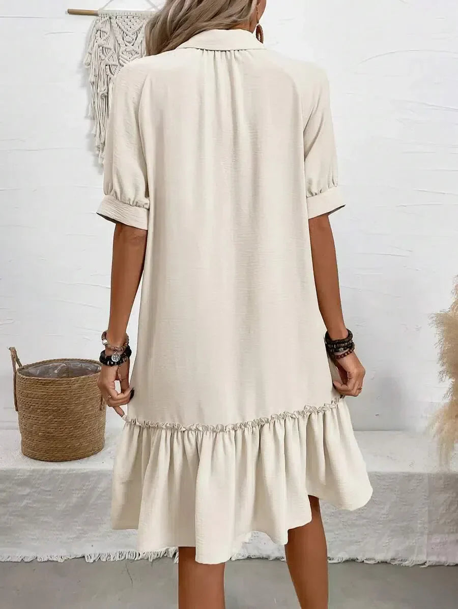 Aliyah | Kleid mit Knopfleiste und Rüschenabschluss