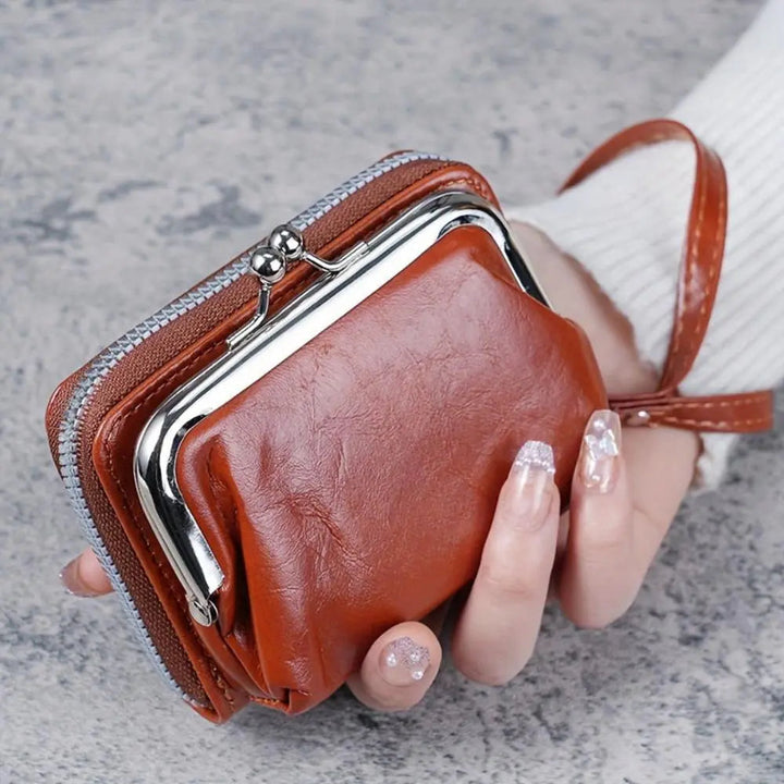 Amelie Vintage Kiss-Lock Coin Purse