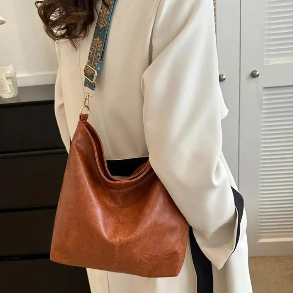 Chelsey's Vintage Charm | Shoulder Bag