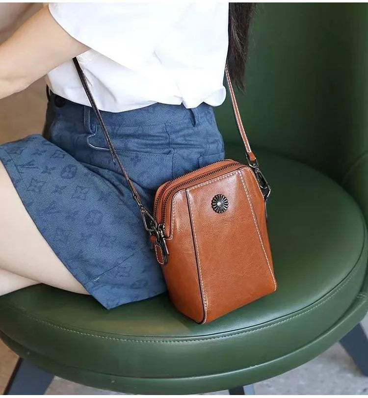 Wien - Einfarbige Kompakte Mini-Handtasche